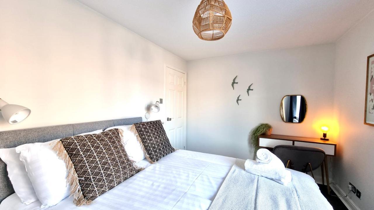 Quay House By Switchback Stays With Free Parking カーディフ エクステリア 写真